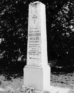 Hertelendy Miklós síremléke